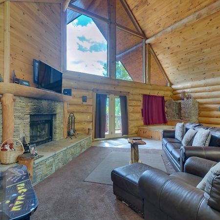Gatlinburg Cabin With Hot Tub About 11 Miles To Downtown Extérieur photo