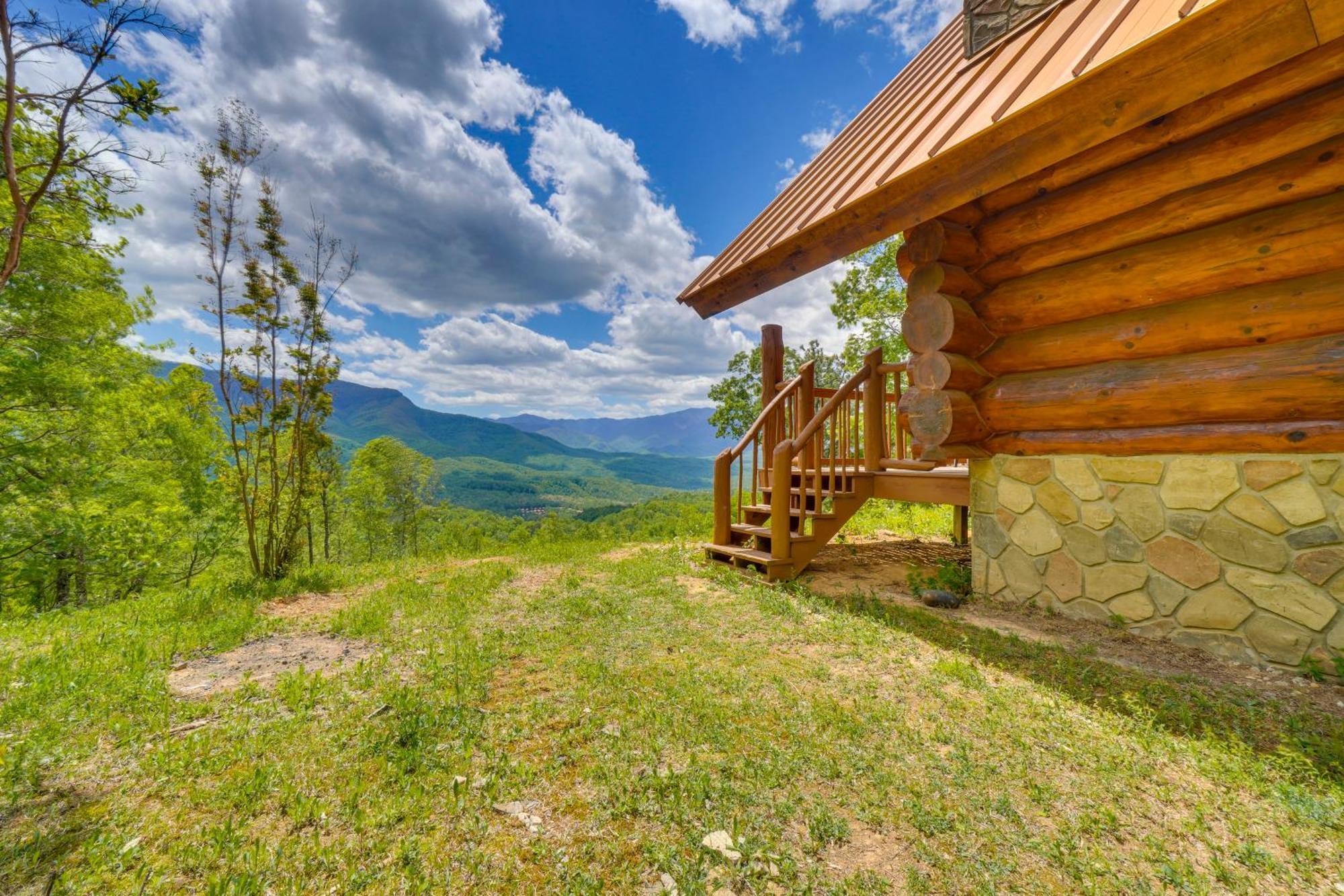 Gatlinburg Cabin With Hot Tub About 11 Miles To Downtown Extérieur photo